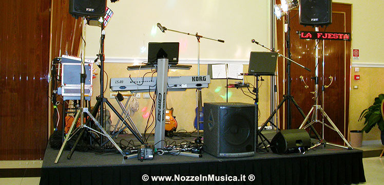 Postazione Musicale per Duo Trio Band con Palco
