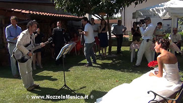 Per riaccendere la fiamma del vostro amore, per regalarvi un momento di gioia che resterà scolpito nei vostri cuori  per tutta la vita.