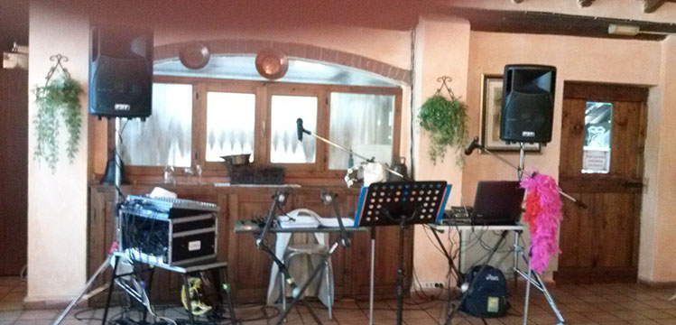 Postazione Musicale per Duo Trio piccoli ambienti